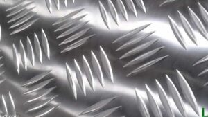 aluminio brillante sin rastro de pegamento