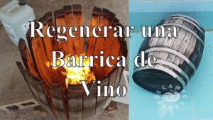 barril de vino pequeno siendo limpiado