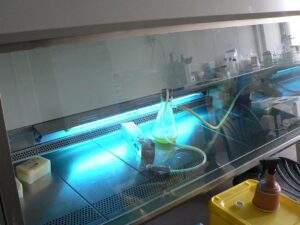 campana de flujo laminar con luz uv