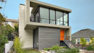 casa moderna con estructura metalica y diseno vanguardista