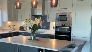 horno y vitroceramica en enchufe compartido