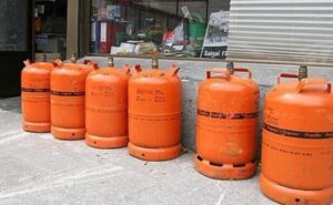 imagen bombonas de butano almacenadas en una vivienda
