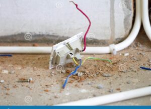 imagen de un cable de pvc en una instalacion electrica