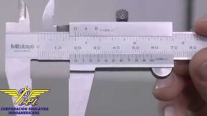 imagen de un pie de rey desarmado y sus partes