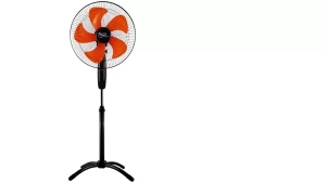 imagen de un ventilador de pie con un dimmer
