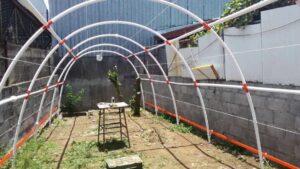 invernadero hecho con tubos de pvc paso a paso