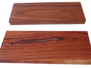 una tabla de madera de alamo indestructible